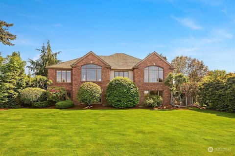 Coastal Haven: Seaside Serenity Retreat