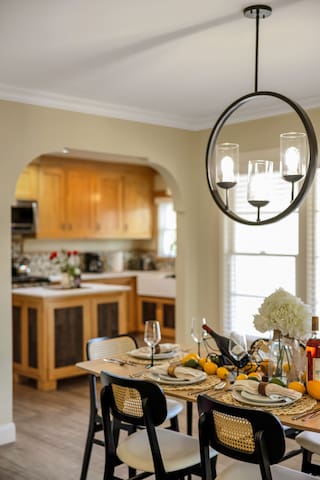 Le Coterie: Pasadena|UVSL Studios|Los Angeles