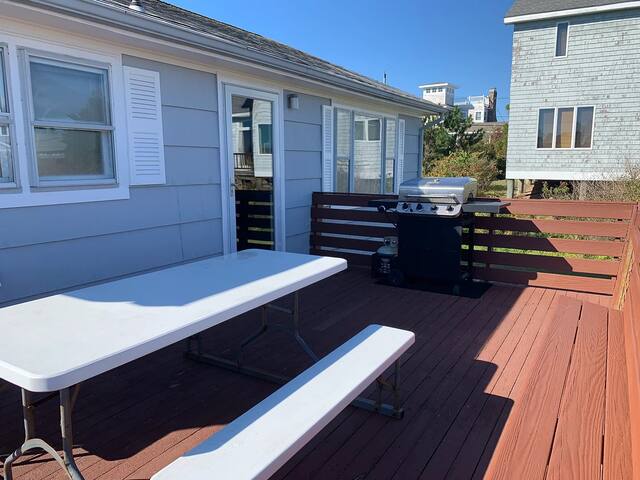 Potter Pond House gallery image 2