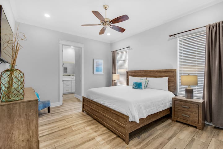 Sea Ya Sun 4br | Fab Kitchen • 2 Pools • Miramar - Miramar Beach, FL
