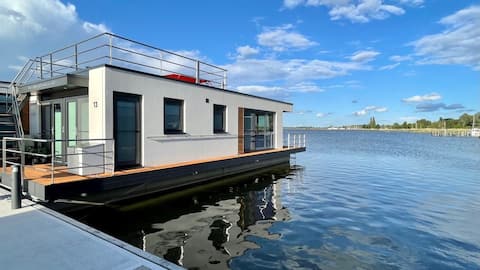 Hausboot für 6 Gäste mit 45m² in Ribnitz-Damgarten (248164)