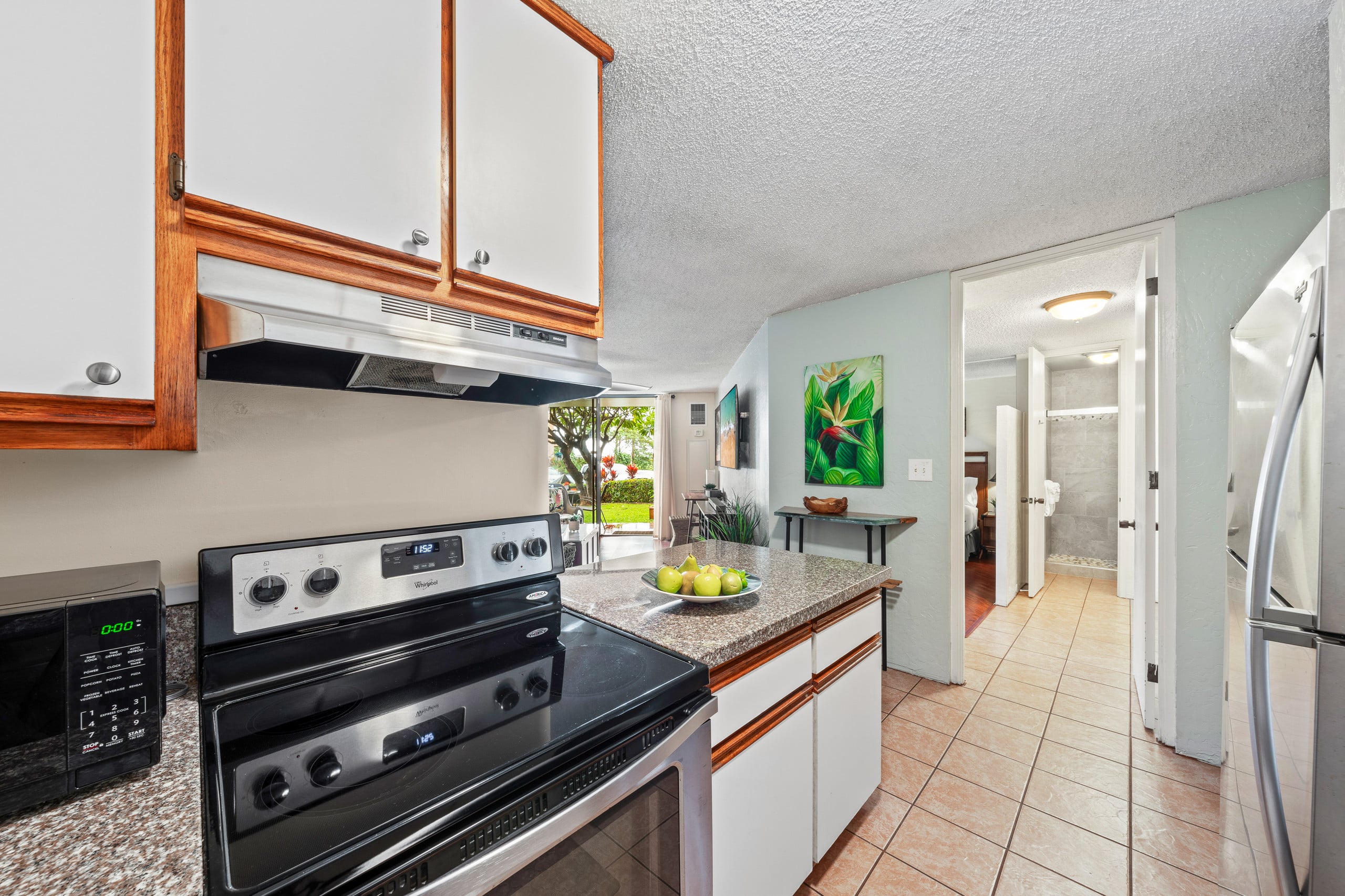 Condo in Kihei · ★4.73 · 1 bedroom · 2 beds · 1 private bath - Image 11