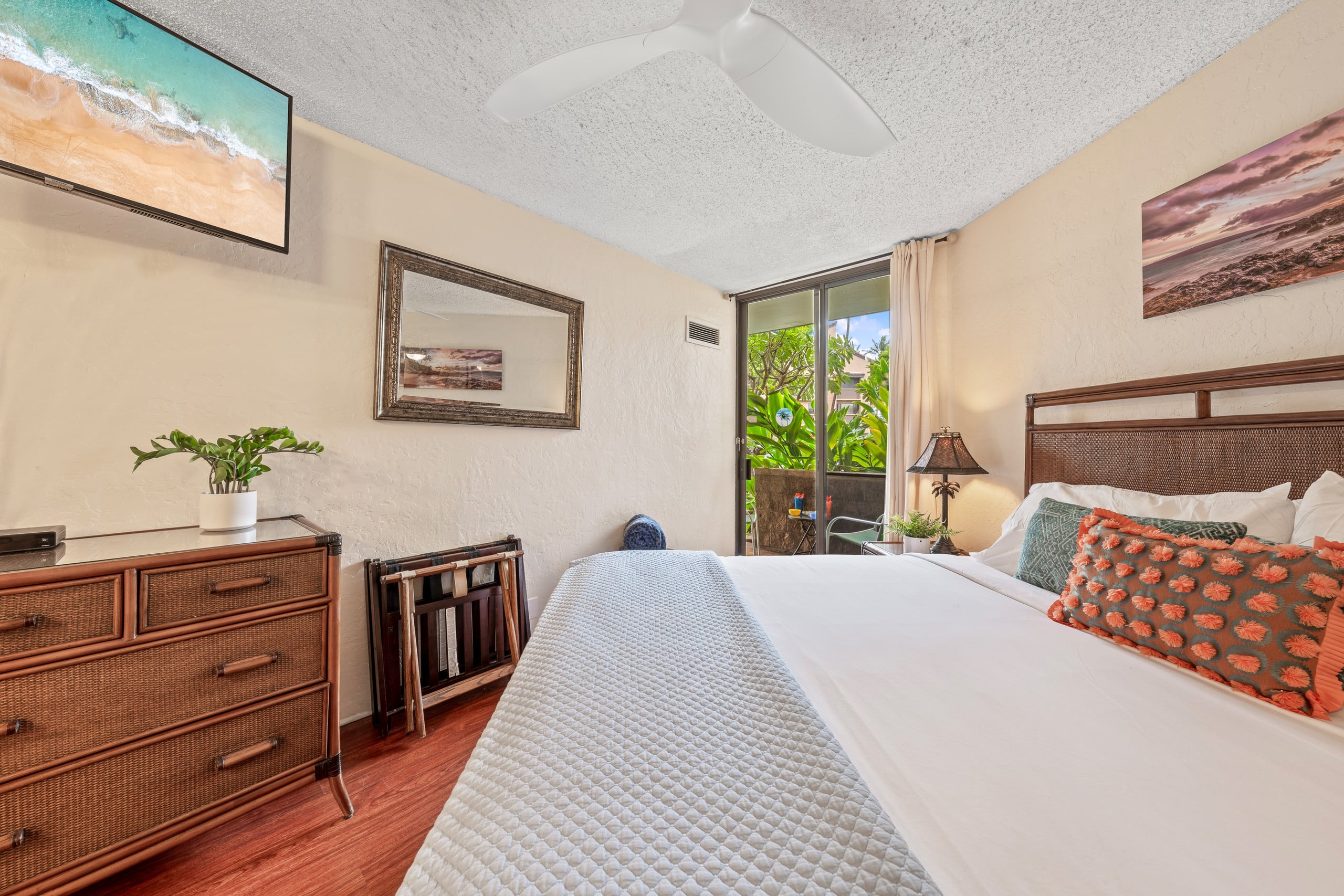 Condo in Kihei · ★4.73 · 1 bedroom · 2 beds · 1 private bath - Image 20
