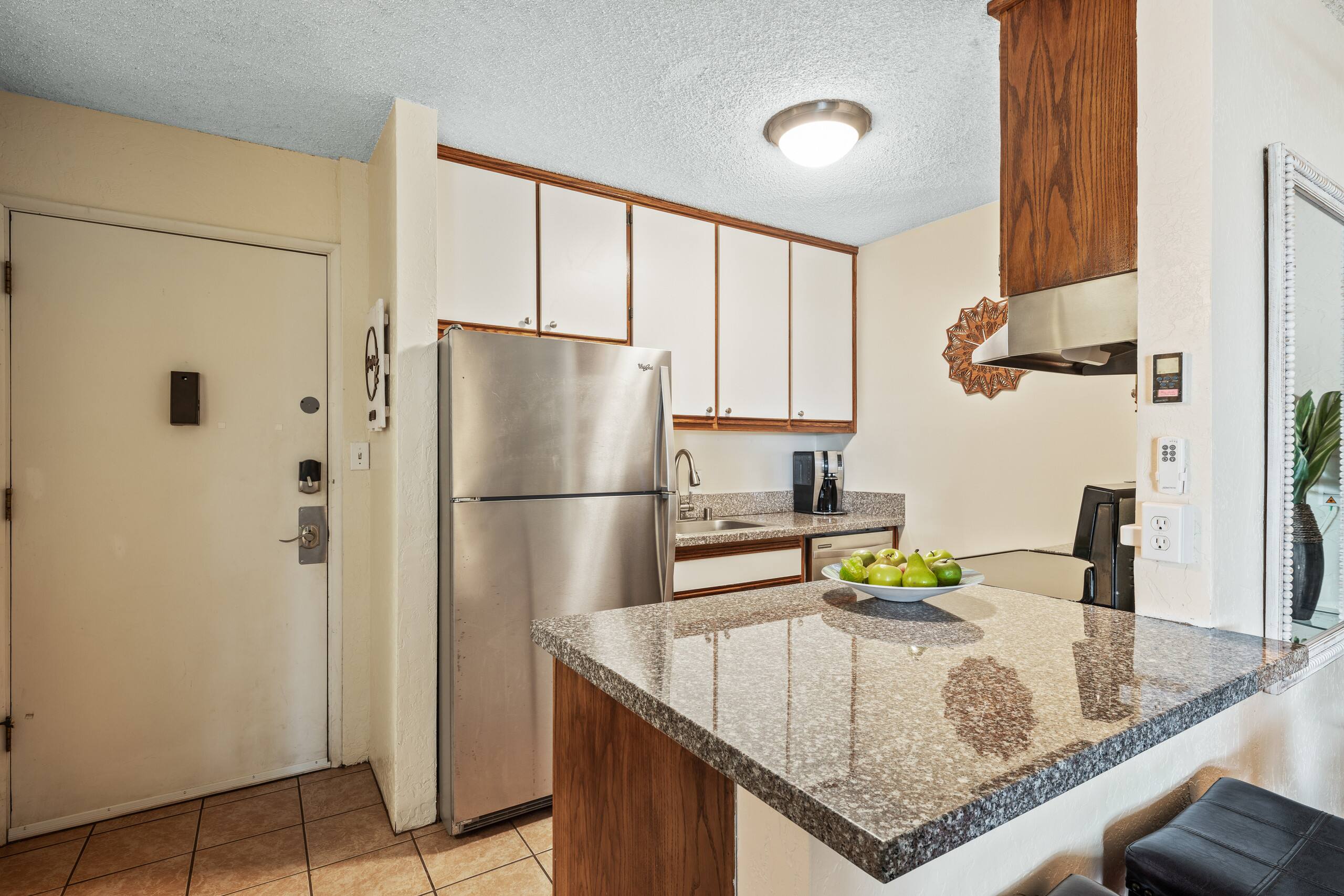 Condo in Kihei · ★4.73 · 1 bedroom · 2 beds · 1 private bath - Image 10