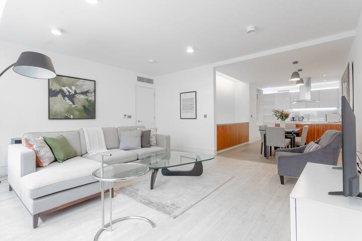 Central London – 2 Beds – Sleeps 4 – Lift gallery image 4