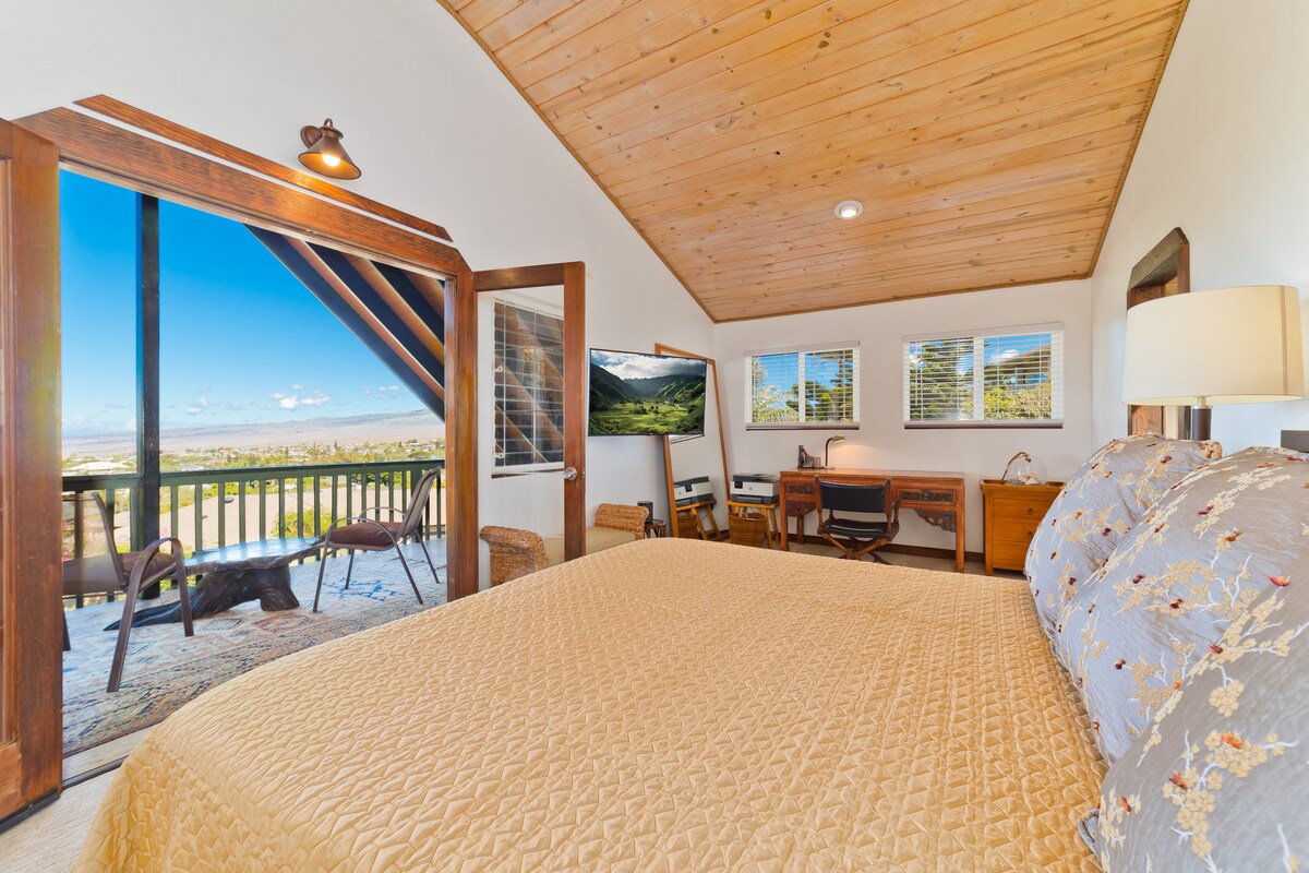 Top Airbnb: Lua Hoana - Large Ocean View Home with Hot Tub in Waikoloa Village