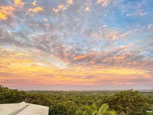 Mountains to coast – Bayu Lookout gallery image 5