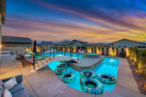 Coachella Lazy River -Waterslide, Pool, Sleeps 18