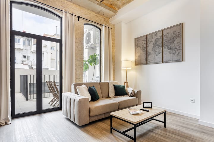 2bd Apt with Terrace. Ruzafa 1a