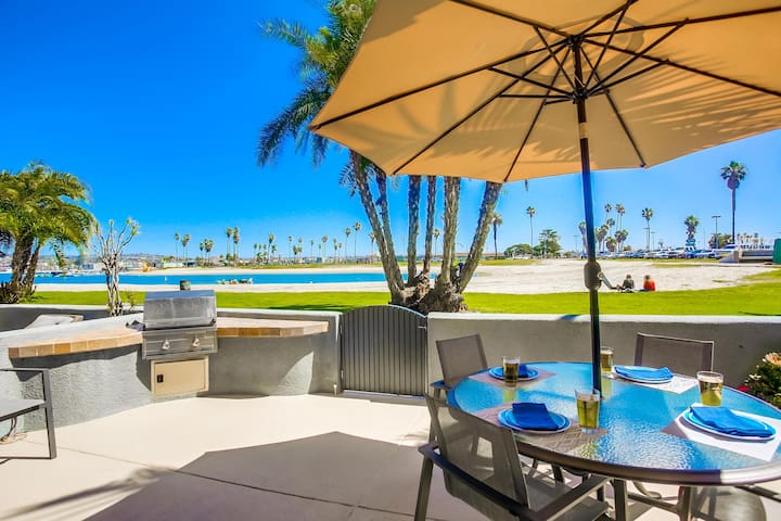 Paradise Retreat | 2BR Bayfront w/ Spacious Patio