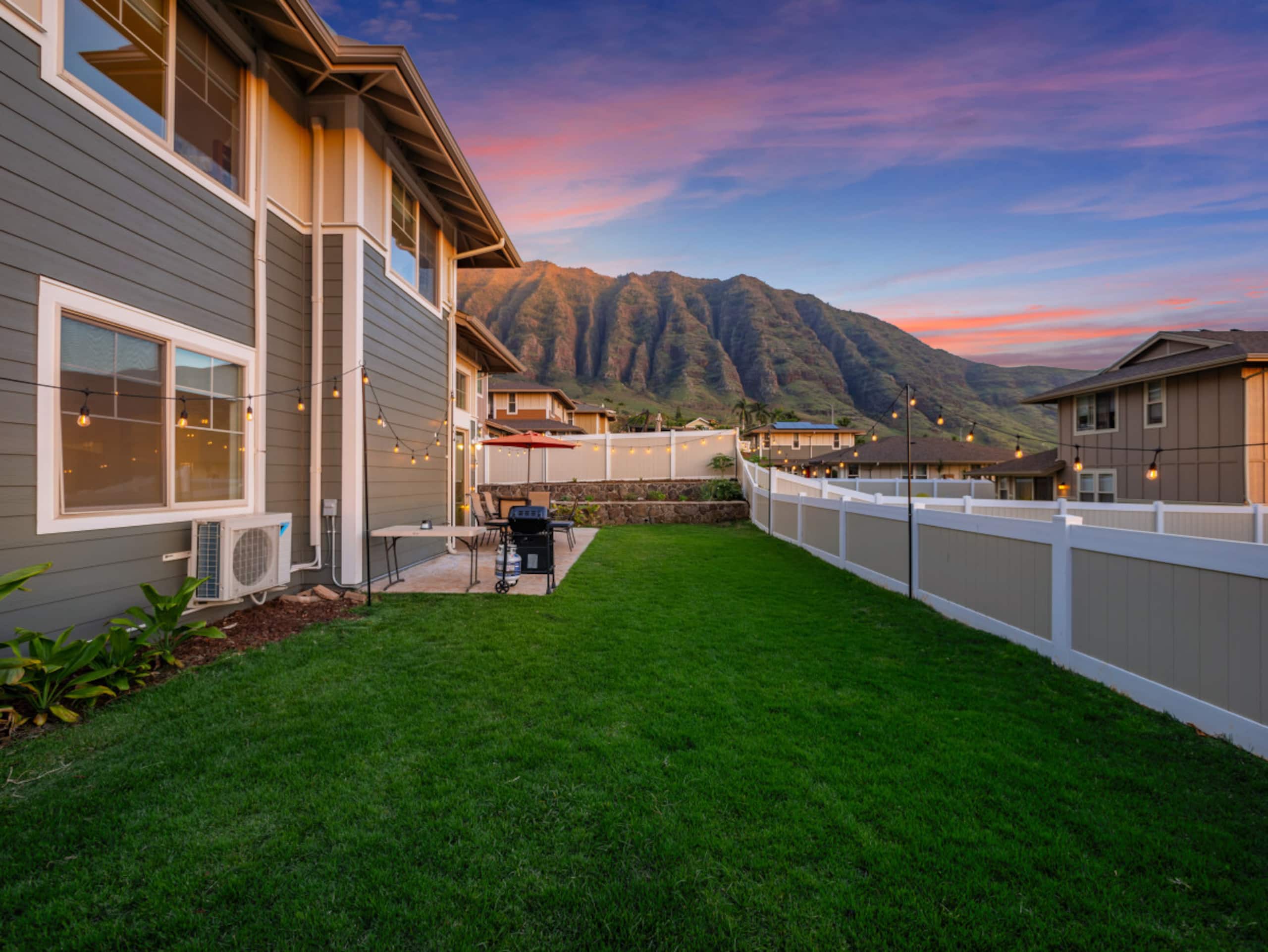 Home in Makaha Valley · ★4.98 · 3 bedrooms · 5 beds · 2.5 baths - Image 81