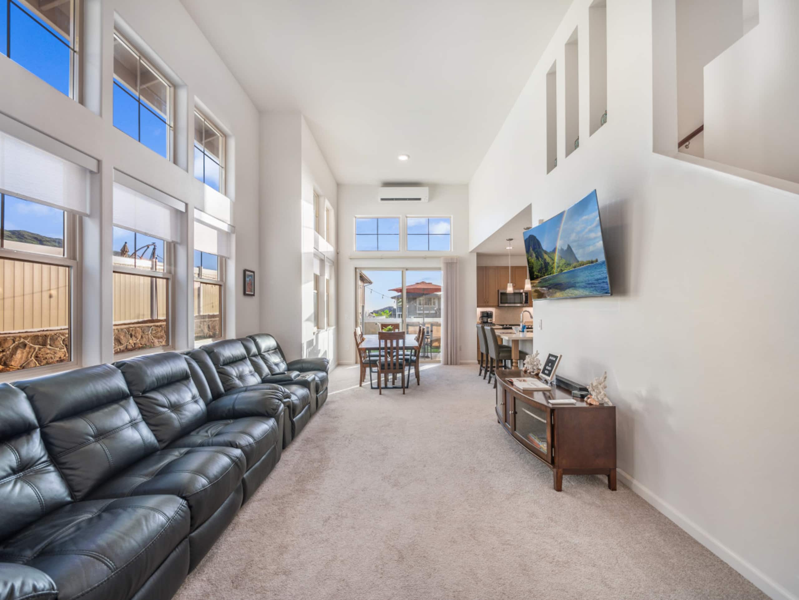 Home in Makaha Valley · ★4.98 · 3 bedrooms · 5 beds · 2.5 baths - Image 38