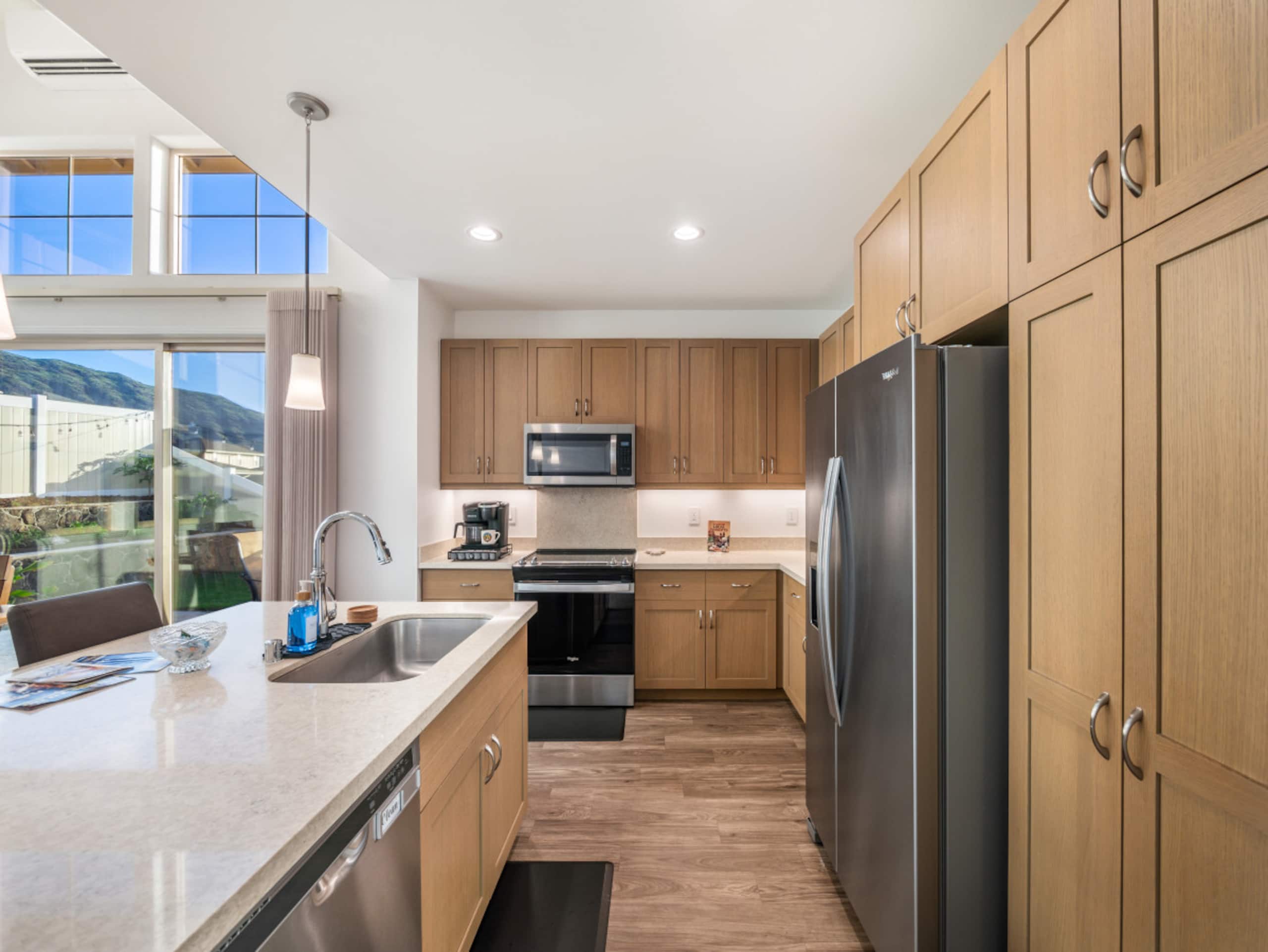 Home in Makaha Valley · ★4.98 · 3 bedrooms · 5 beds · 2.5 baths - Image 19