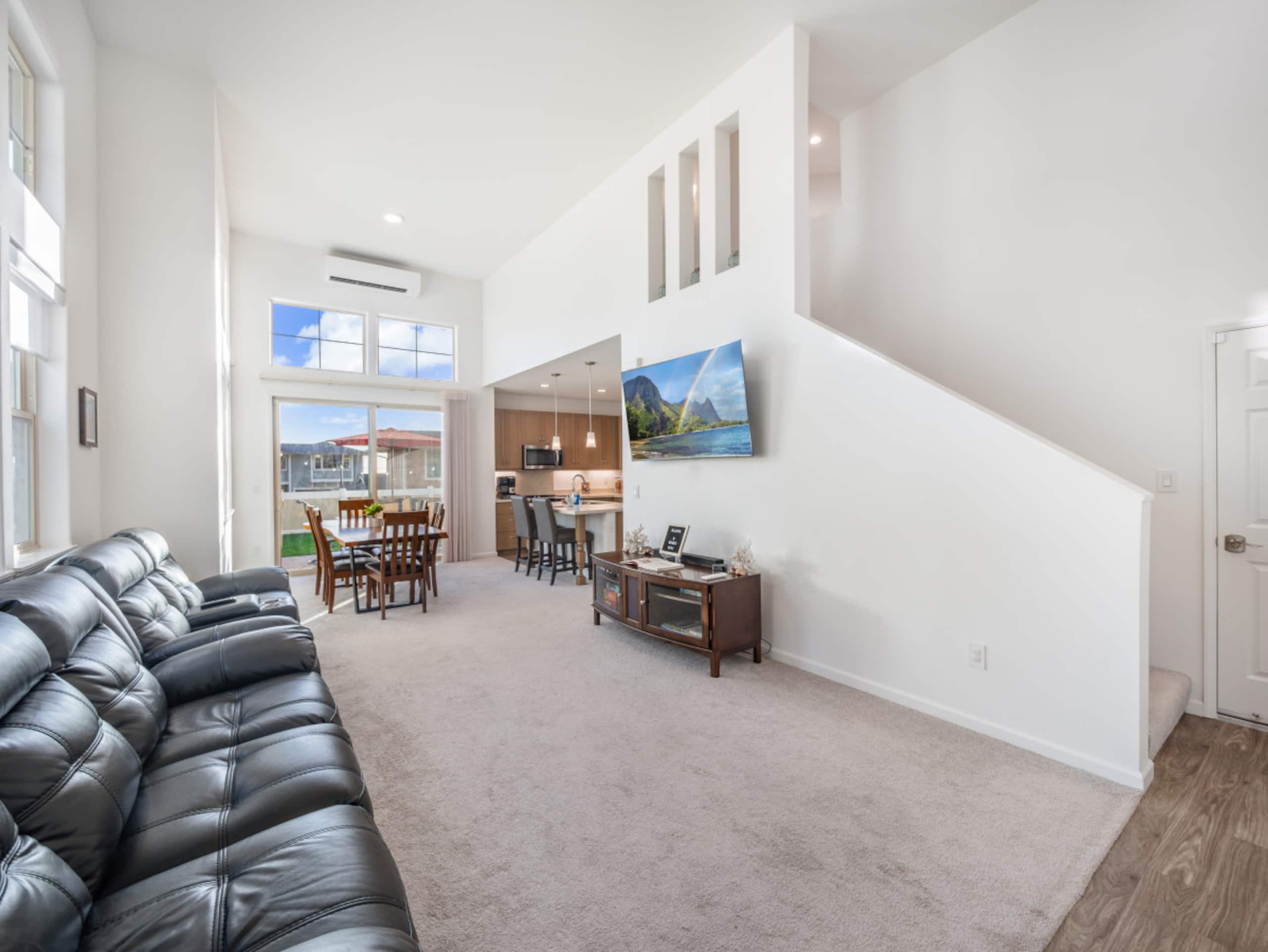 Home in Makaha Valley · ★4.98 · 3 bedrooms · 5 beds · 2.5 baths - Image 39