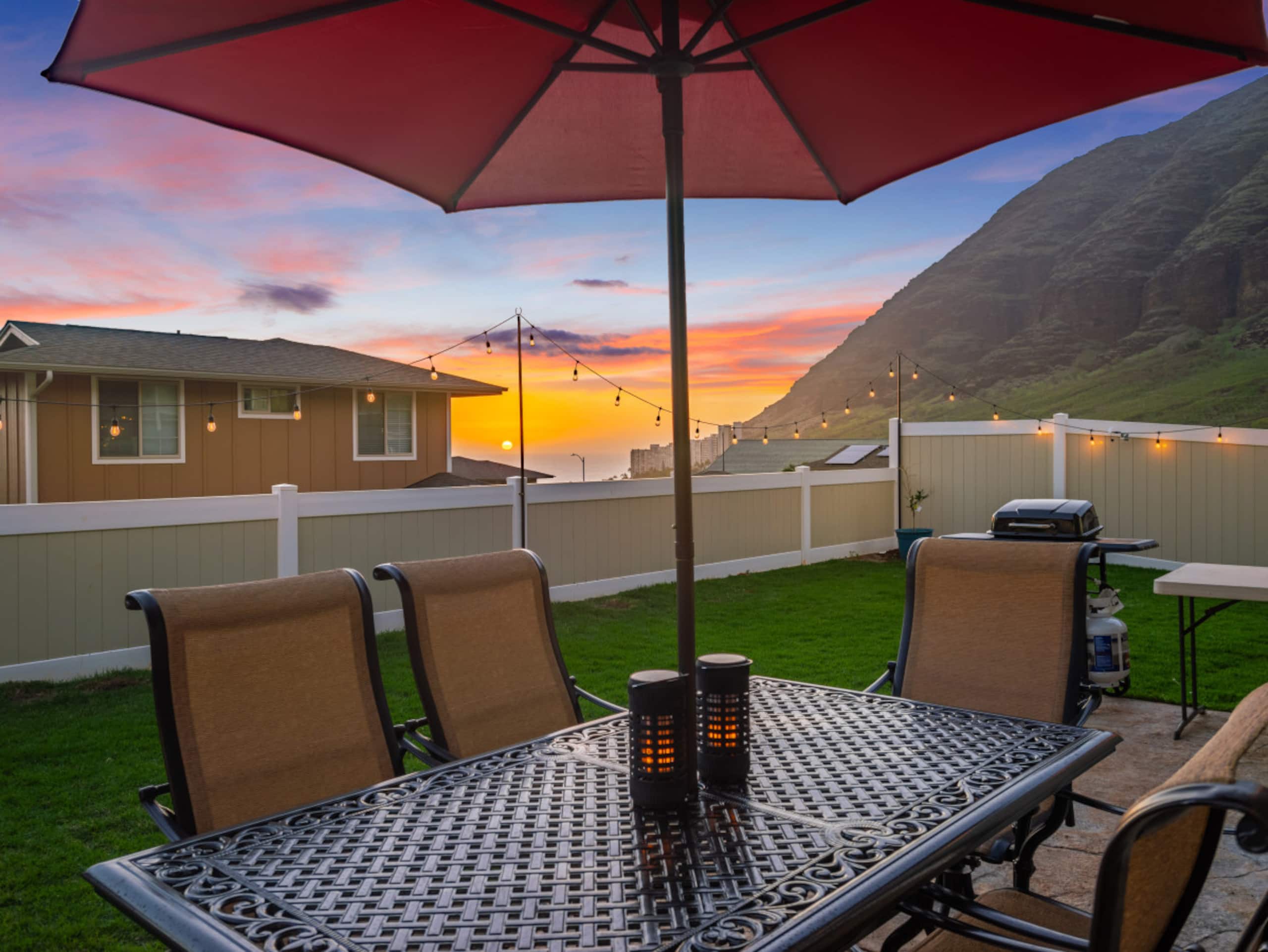 Home in Makaha Valley · ★4.98 · 3 bedrooms · 5 beds · 2.5 baths - Image 6