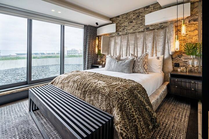 Aurum 101 gallery image 2