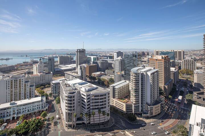 16 on Bree Unit 1713 gallery image 3