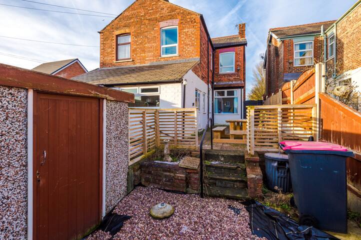 Barton House – Sleeping 10 gallery image 3