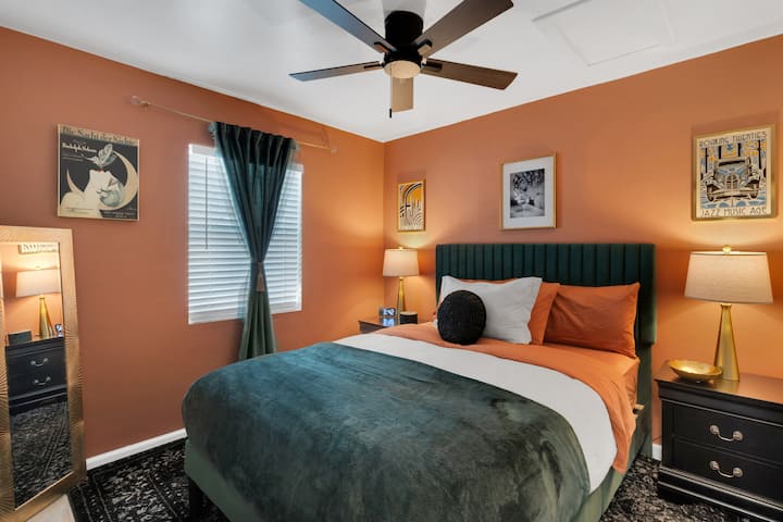 Gatsby Bedroom 2 Angled