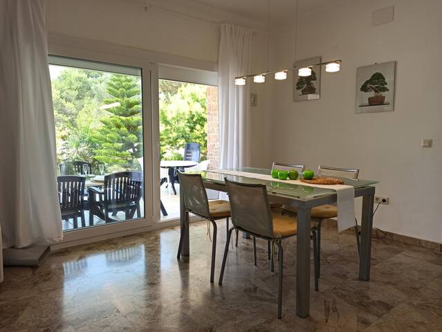 House Llierca – air conditioning, private pool, ba gallery image 5