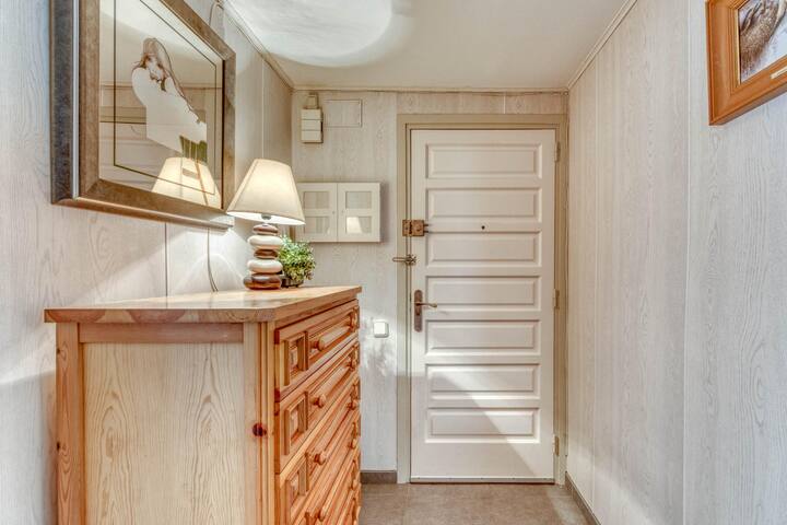 Apt Frontmar – Wifi, communal pool, 1st line of th gallery image 4