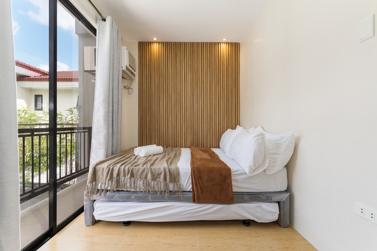 บ้าน #2: ห้องนอน 2 ห้องพร้อมเตียงคู่แบบดึงออกได้