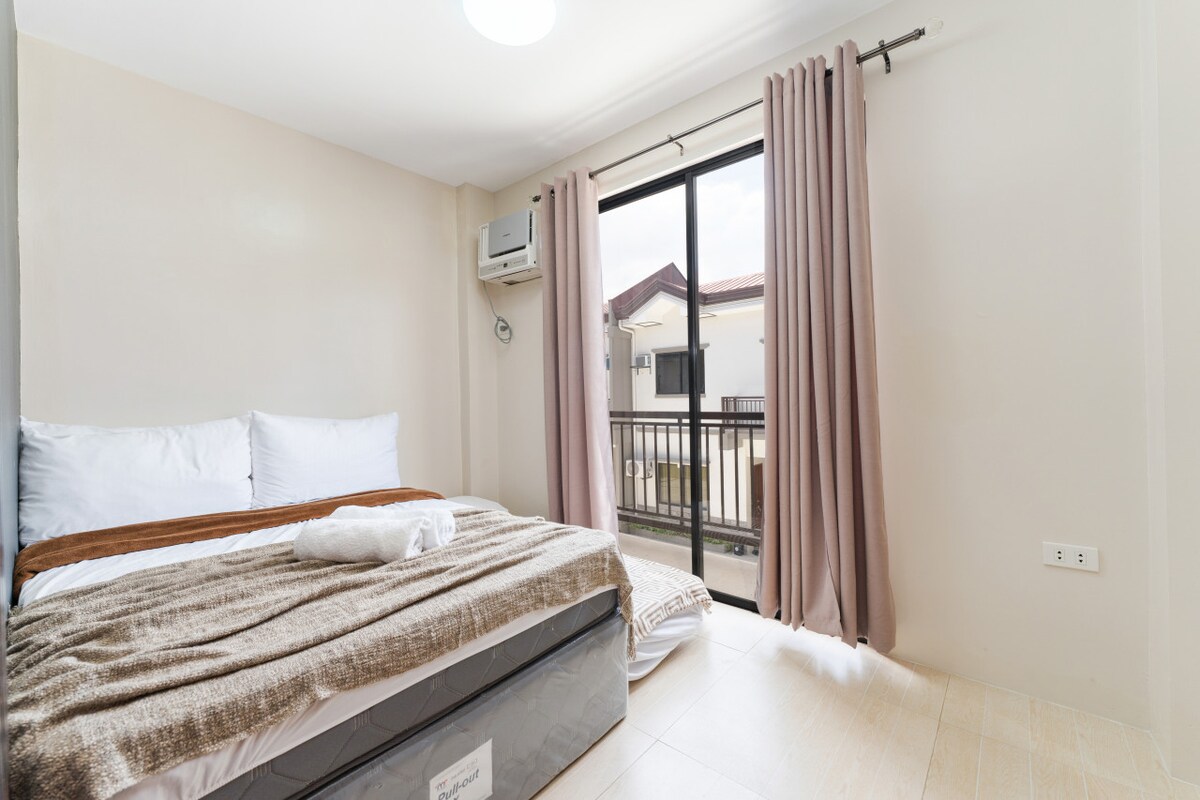 บ้าน #1: ห้องนอน 1 พร้อมเตียงคู่แบบดึงออก