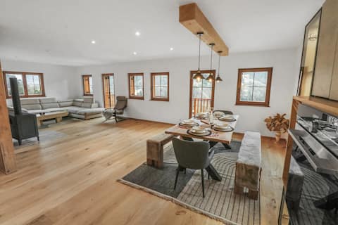 Charming and spacious modern chalet