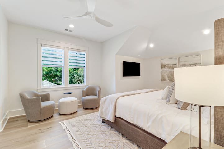169 North Sea Pines Drive | Bedroom 6 - King Bed