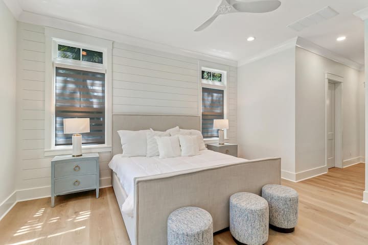 169 North Sea Pines Drive | Bedroom 1 - King Bed (Chini)