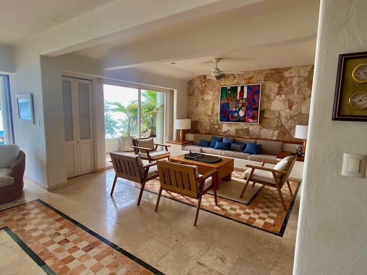 Oceanfront Penthouse | Steps From The Sea - Puerto Aventuras