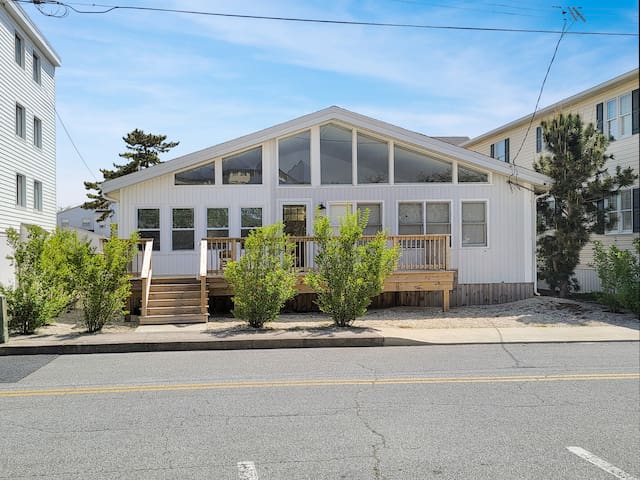 Ocmd Getaways managed Airbnb listing 2