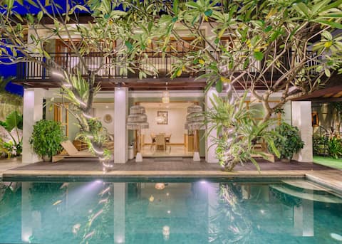 Villa Amrina: Central 3BR Tranquility in Umalas