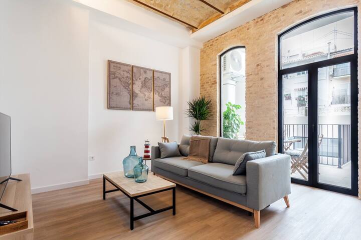 2bd Apt with Terrace. Ruzafa 1b gallery image 2