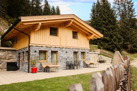 Bergler Hoamat - Mountain Hideaway Navis