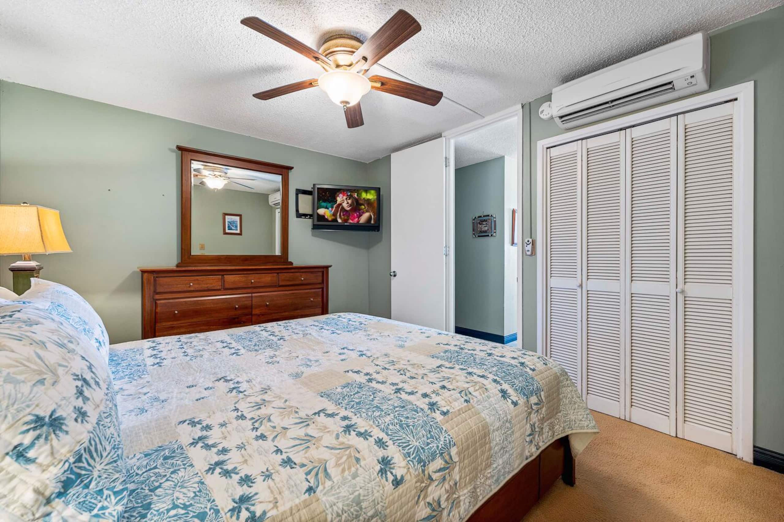 Condo in Kailua-Kona · ★4.43 · 1 bedroom · 2 beds · 2 baths - Image 14