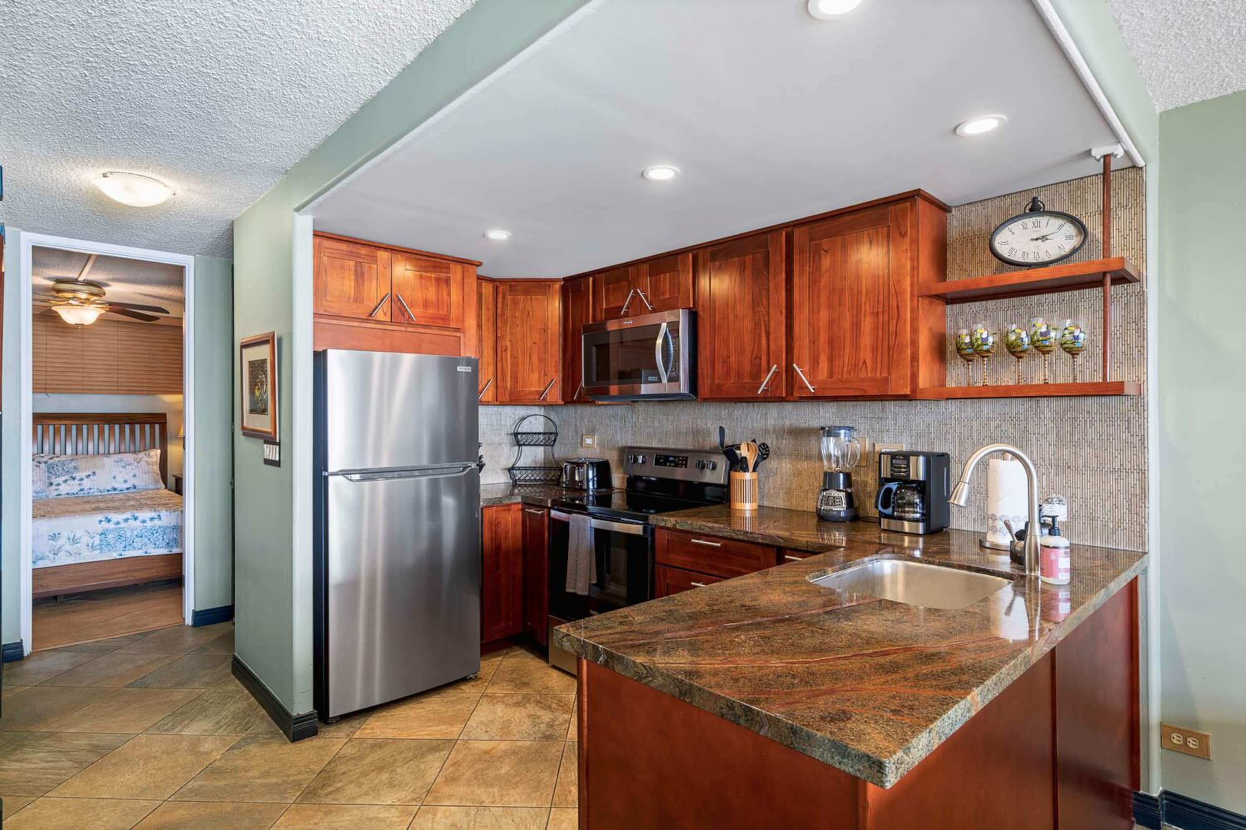 Condo in Kailua-Kona · ★4.43 · 1 bedroom · 2 beds · 2 baths - Image 8
