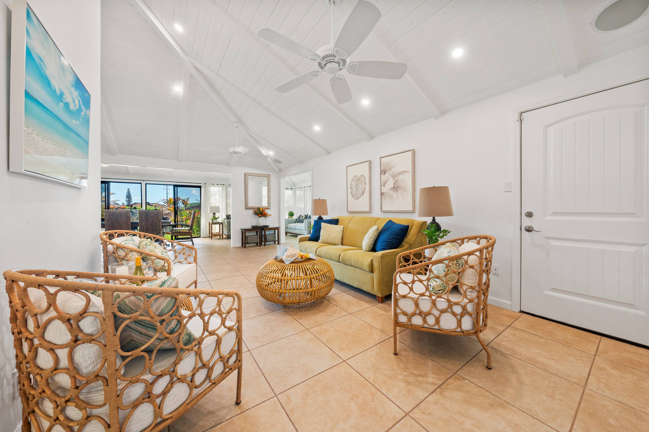 Condo in Lahaina · ★4.2 · 2 bedrooms · 3 beds · 2 baths - Image 41