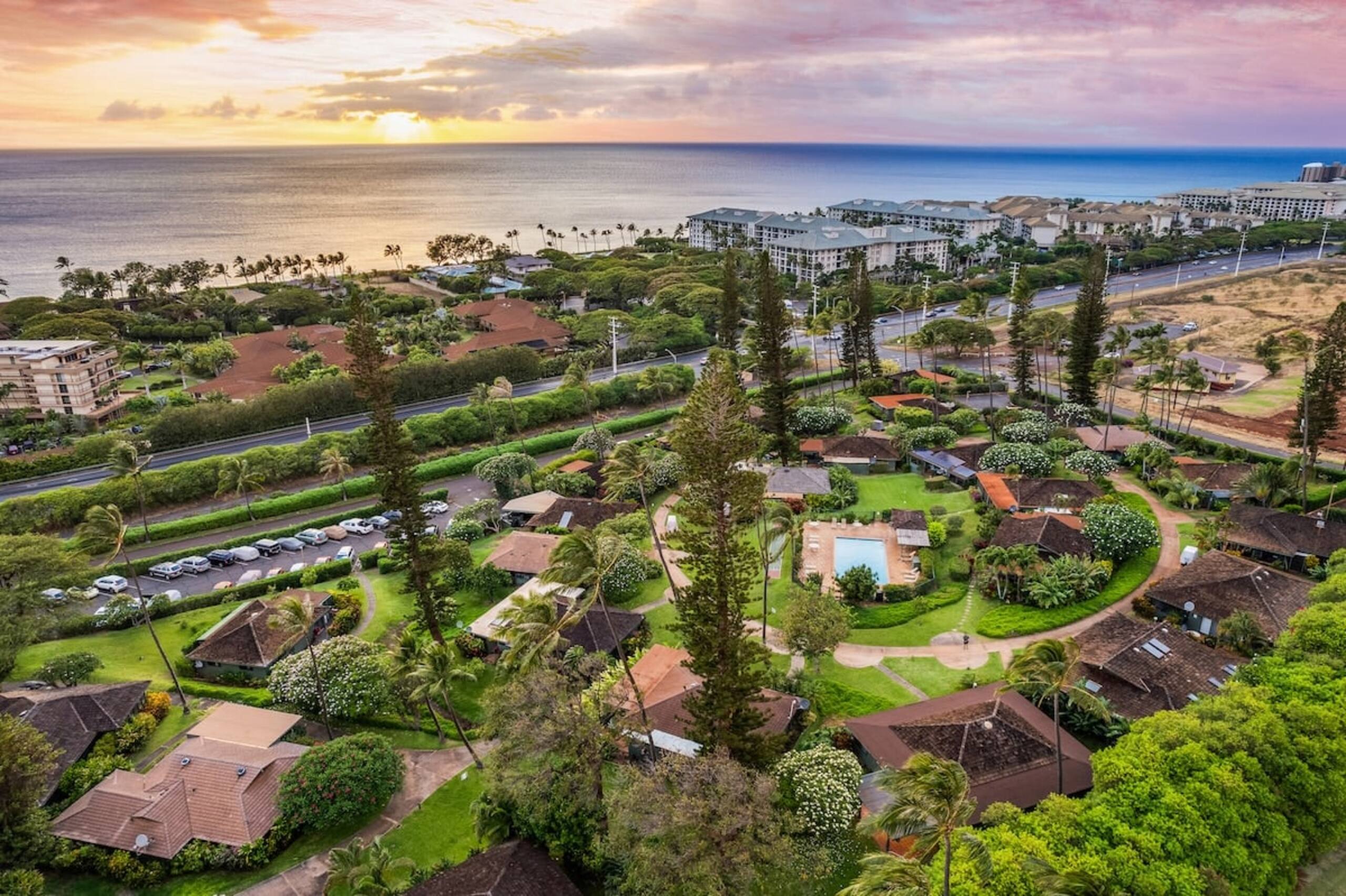 Condo in Lahaina · ★4.2 · 2 bedrooms · 3 beds · 2 baths - Image 30
