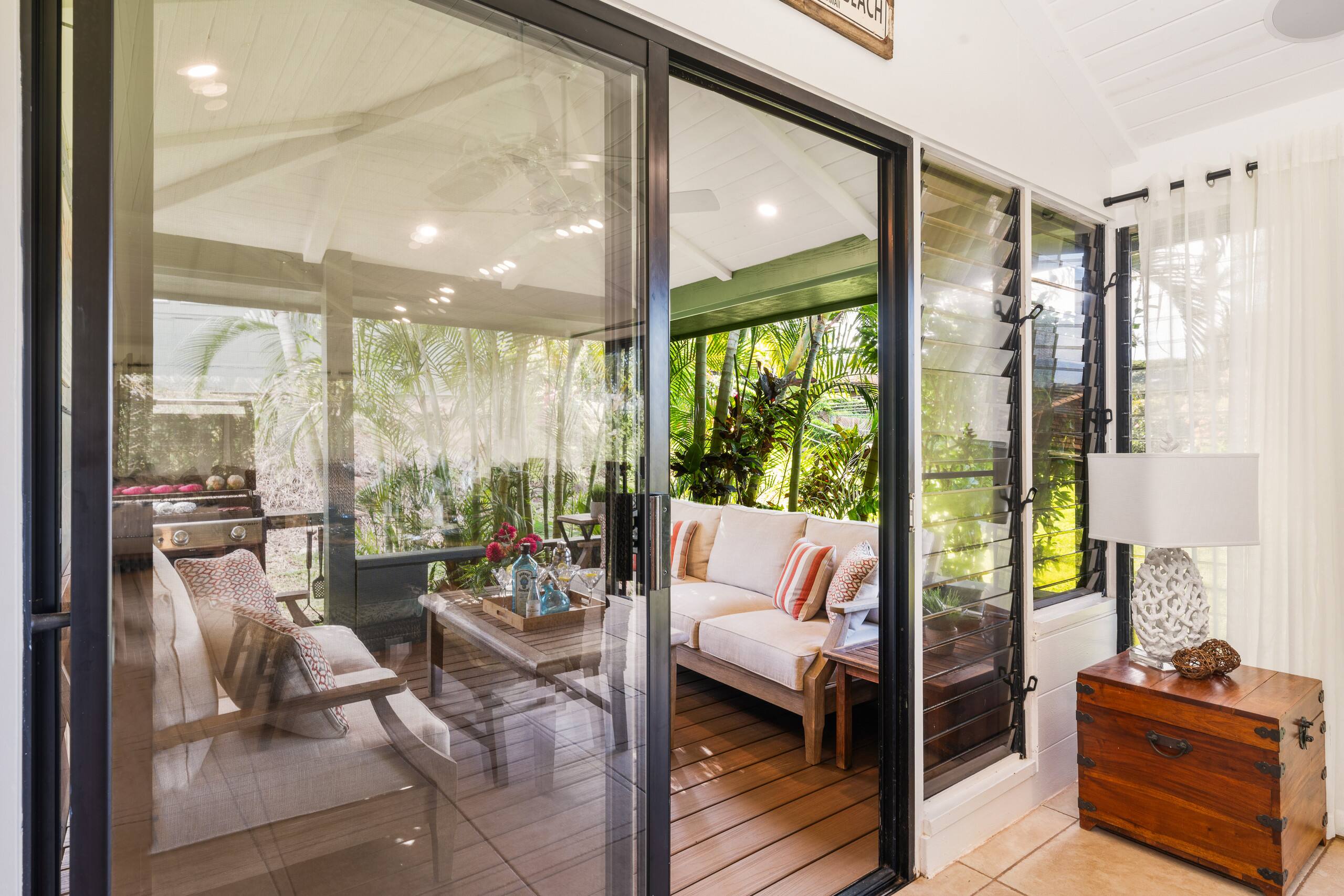 Condo in Lahaina · ★4.2 · 2 bedrooms · 3 beds · 2 baths - Image 25