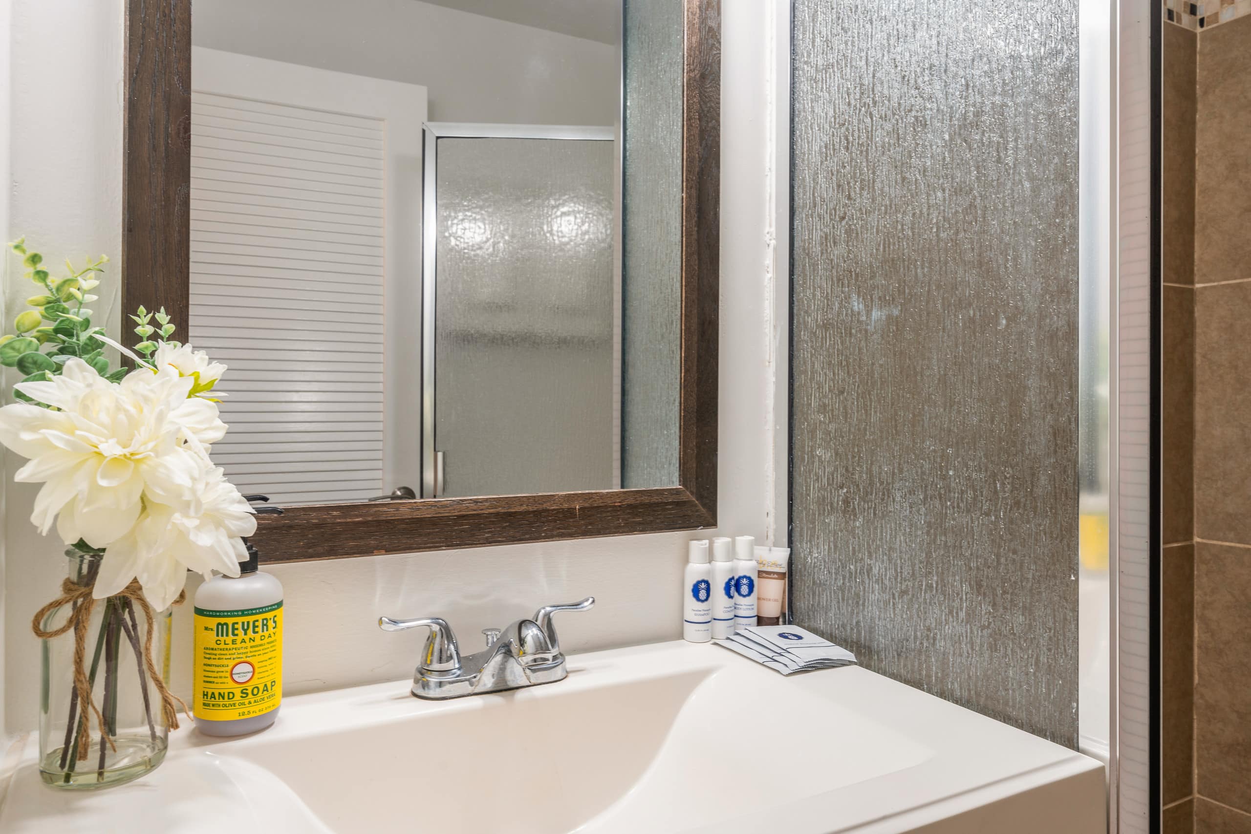 Condo in Lahaina · ★4.2 · 2 bedrooms · 3 beds · 2 baths - Image 18
