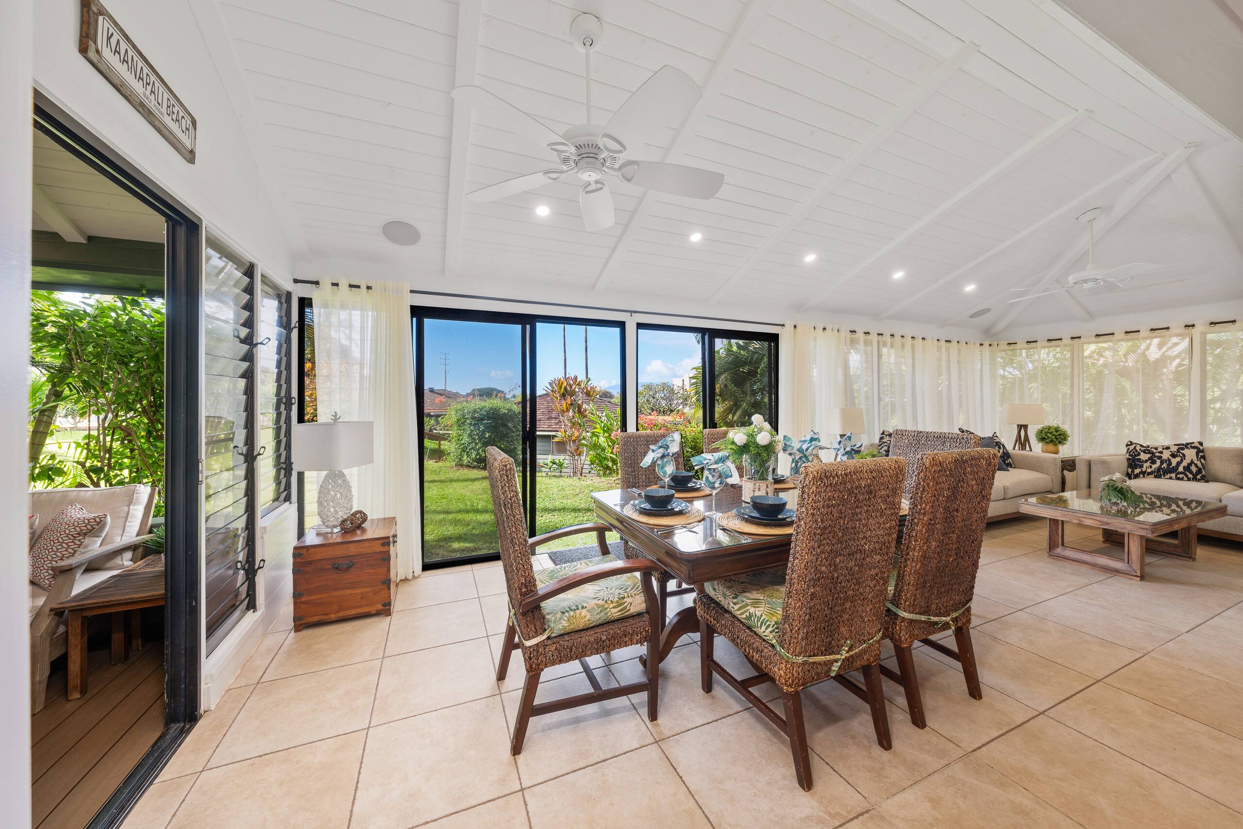 Condo in Lahaina · ★4.2 · 2 bedrooms · 3 beds · 2 baths - Image 6