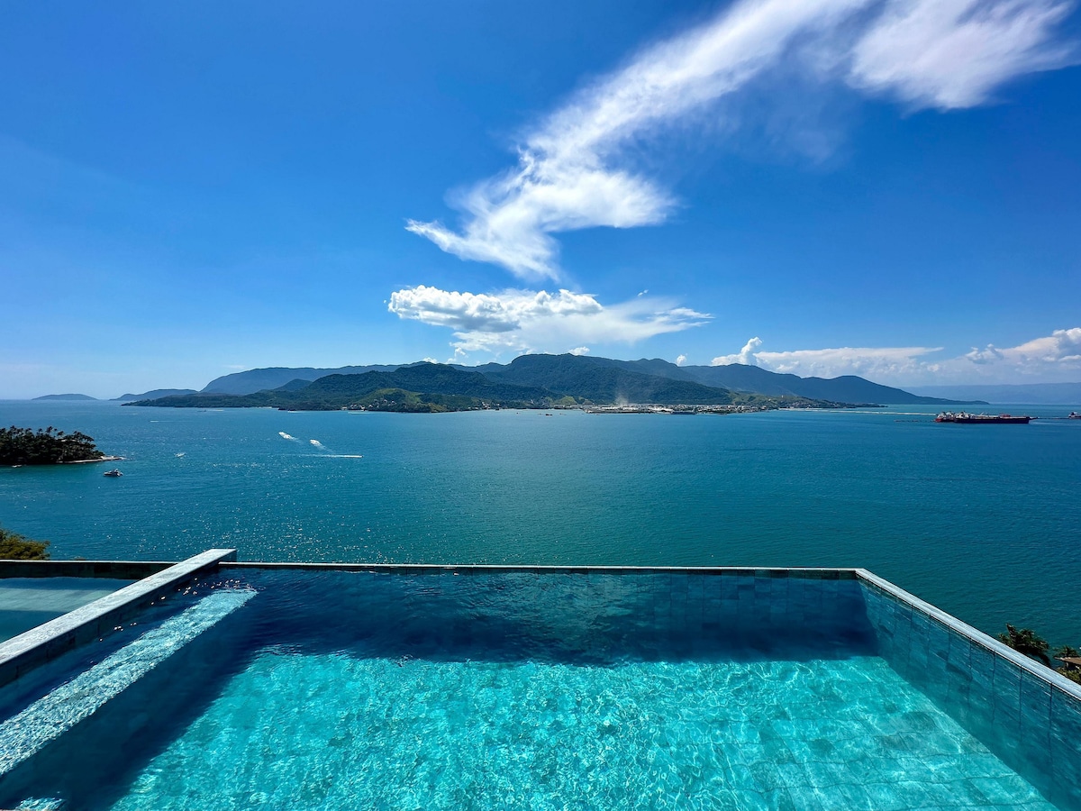 Modern house, view, heated Jacuzzi and pool