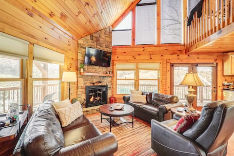 Waterfront Watauga Lake Home w/ Private Dock!