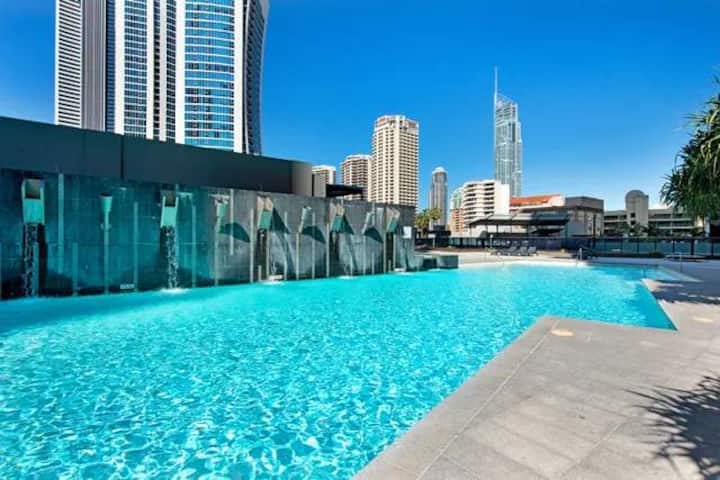 Stylish 3 Bedroom Apartment Level 61 - Gold Coast