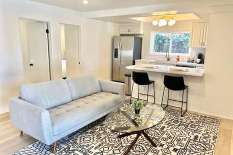 2 KING BEDS Near OC Hospitals