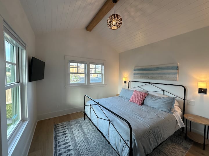 Спална соба бр. 5 (приземје) е уште еден главен апартман