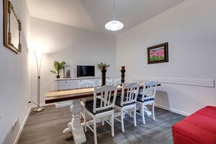 Rossini 4 gallery image 2