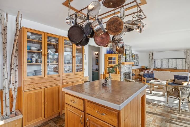 Tin Roof Landing – Richibucto River Retreat gallery image 4