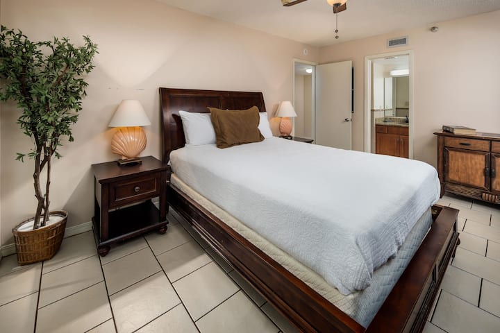 Gastenkamer en eigen badkamer